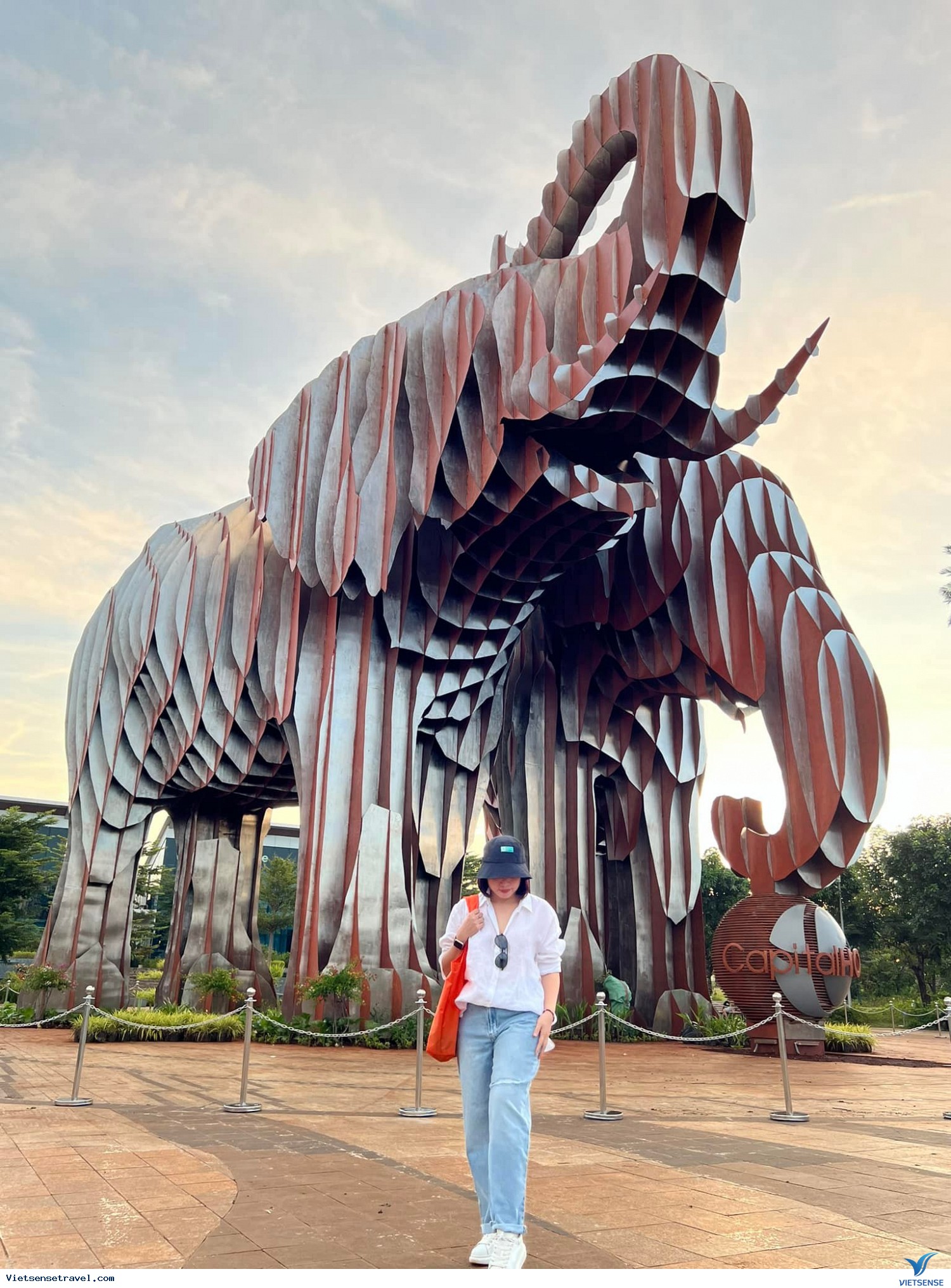 TOUR MĂNG ĐEN – BUÔN MÊ THUỘT 3N3Đ 2025 | CỘT MỐC ĐÔNG DƯƠNG – BẢO TÀNG CÀ PHÊ – BUÔN ĐÔN-2