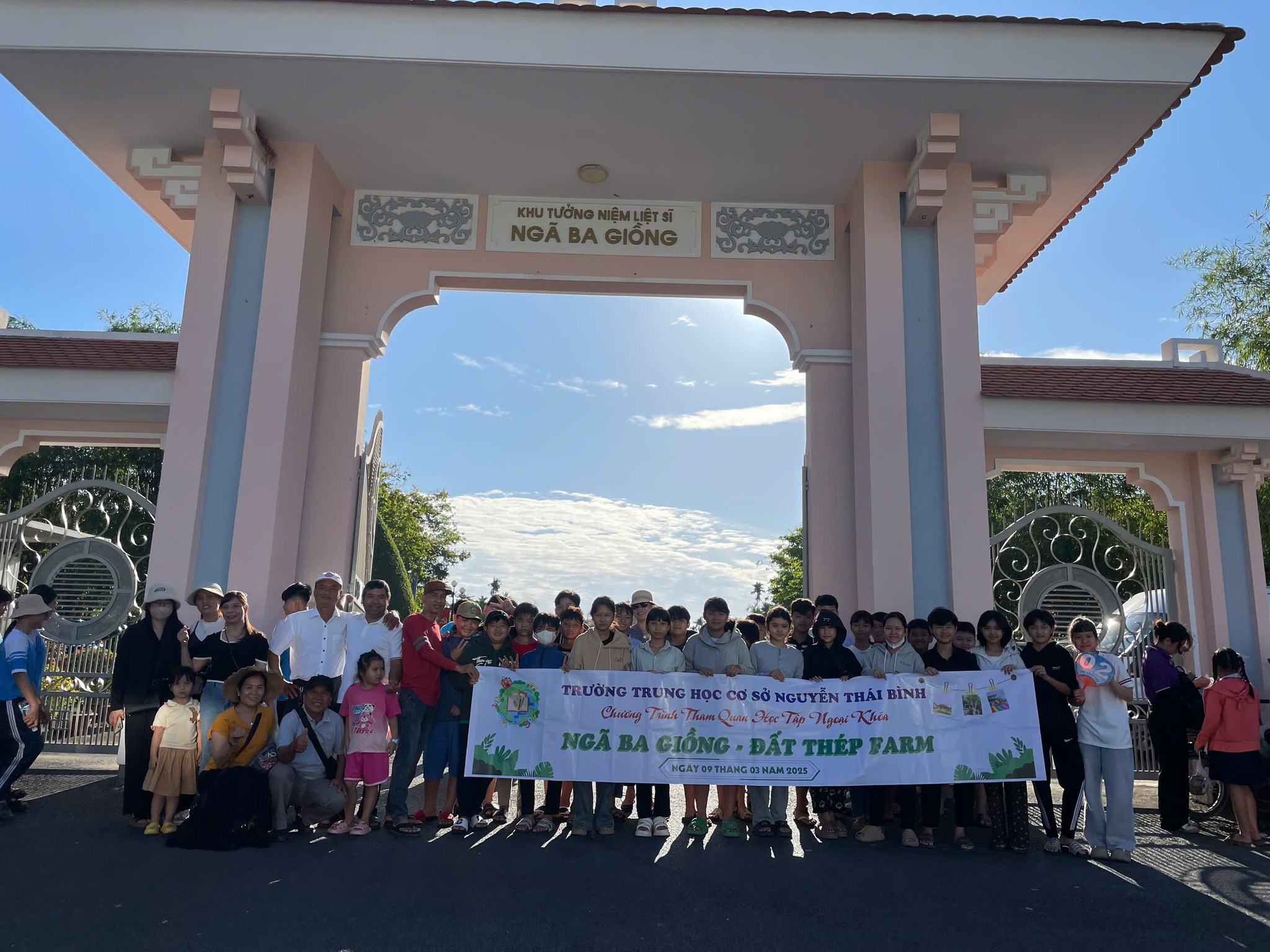 TOUR NGOẠI KHÓA NGÃ BA GIỒNG – NÔNG TRẠI GREEN PARK | HÀNH TRÌNH KẾT NỐI TRÍ TUỆ – THỂ CHẤT – KỸ NĂNG SỐNG-3