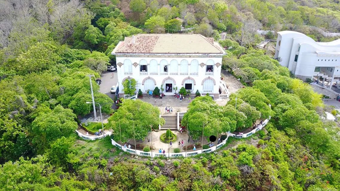 TOUR VŨNG TÀU 2N1Đ 2025 | CẢNG CÁI MÉP – NÚI THỊ VẢI – CHÙA BÚN RIÊU – KHÁCH SẠN 4 SAO-4
