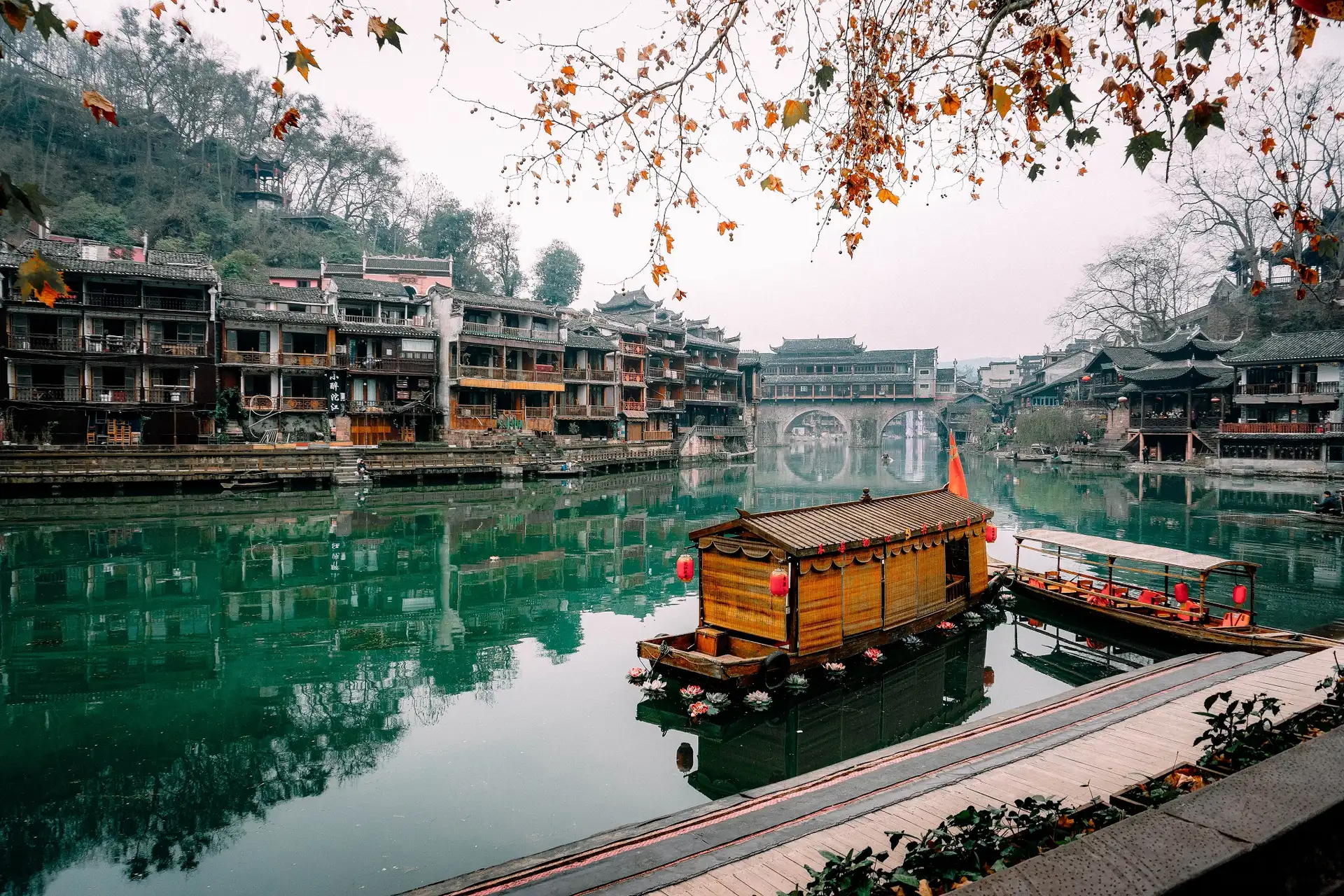 TOUR TRUNG QUỐC 6N5Đ | PHƯỢNG HOÀNG CỔ TRẤN – TRƯƠNG GIA GIỚI – THIÊN MÔN SƠN – VƯỜN GẤU TRÚC-2